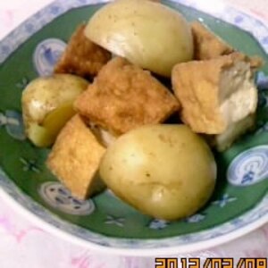 新じゃがと厚揚げの煮物